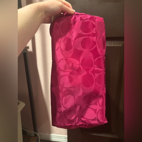 Coach GUC Fuchsia Getaway Signature Nylon Tote - Picture 3 of 5